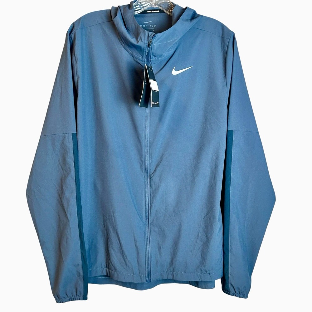 Nike Form Men's Dri-FIT Hooded Versatile Jacket Size Medium New SAMPLE